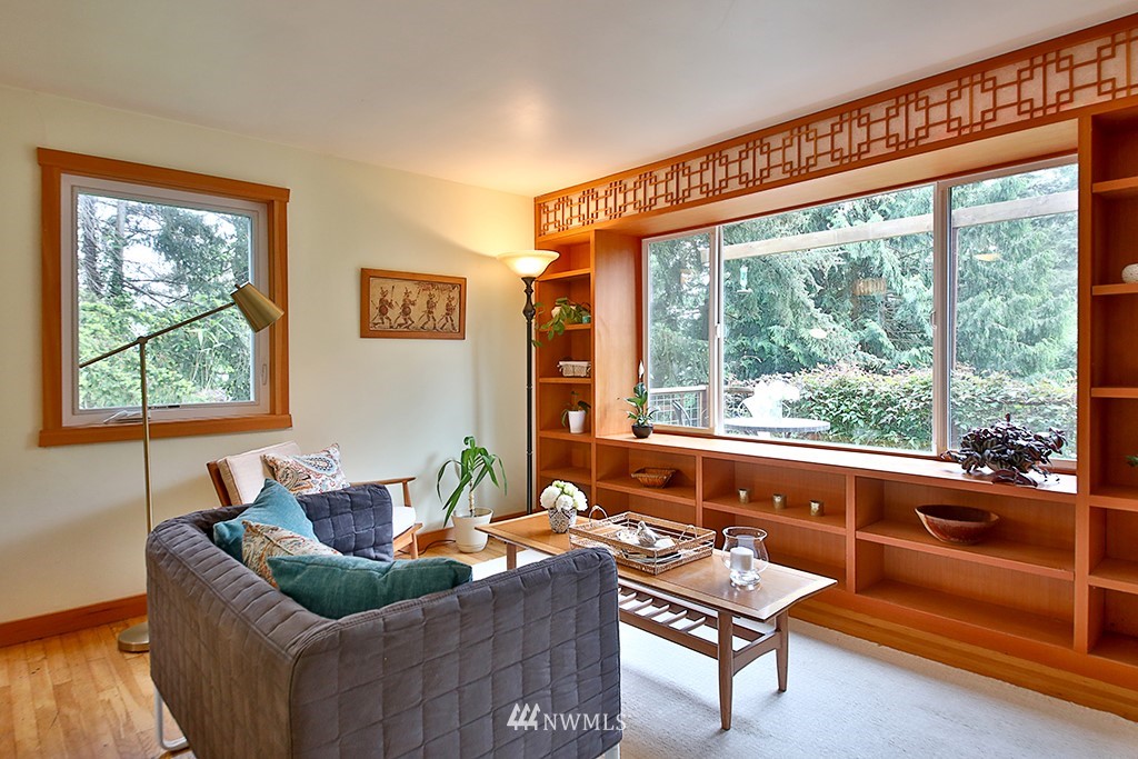 3675 Harper Street Clinton, WA 98236 - Photo 8 of 25 Gallery Image 8