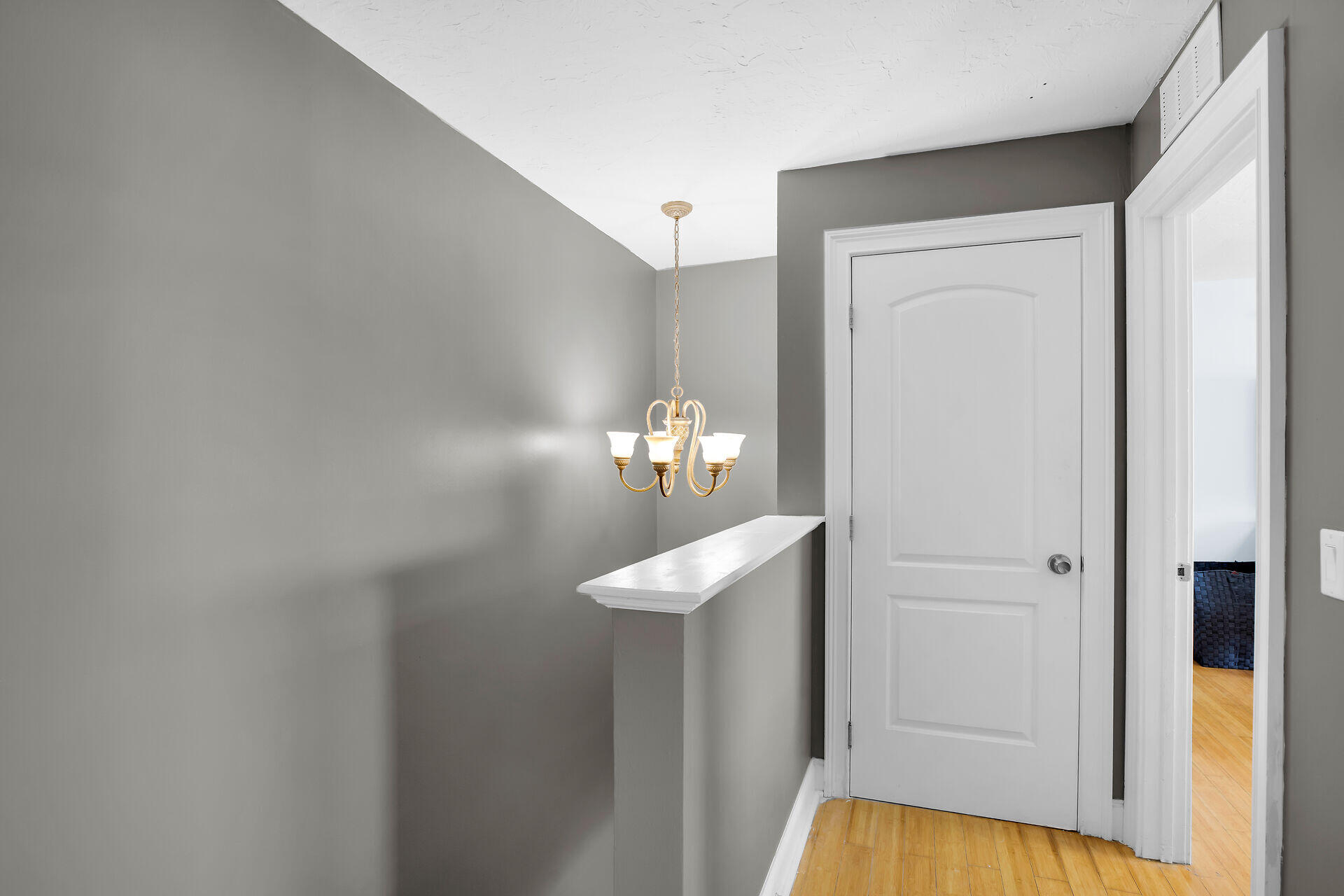 111 Stirrup Key Woods Road, Unit 2B2 Marathon, FL 33050 - Photo 13 of 22 Upper Hallway