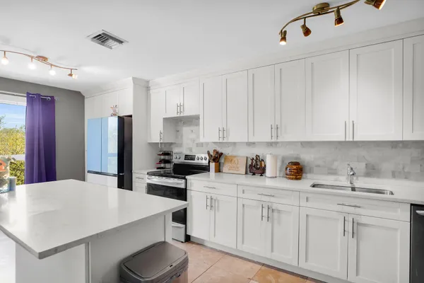 $410,500 | 111 Stirrup Key Woods Road, Unit 2B2, Marathon, FL 33050