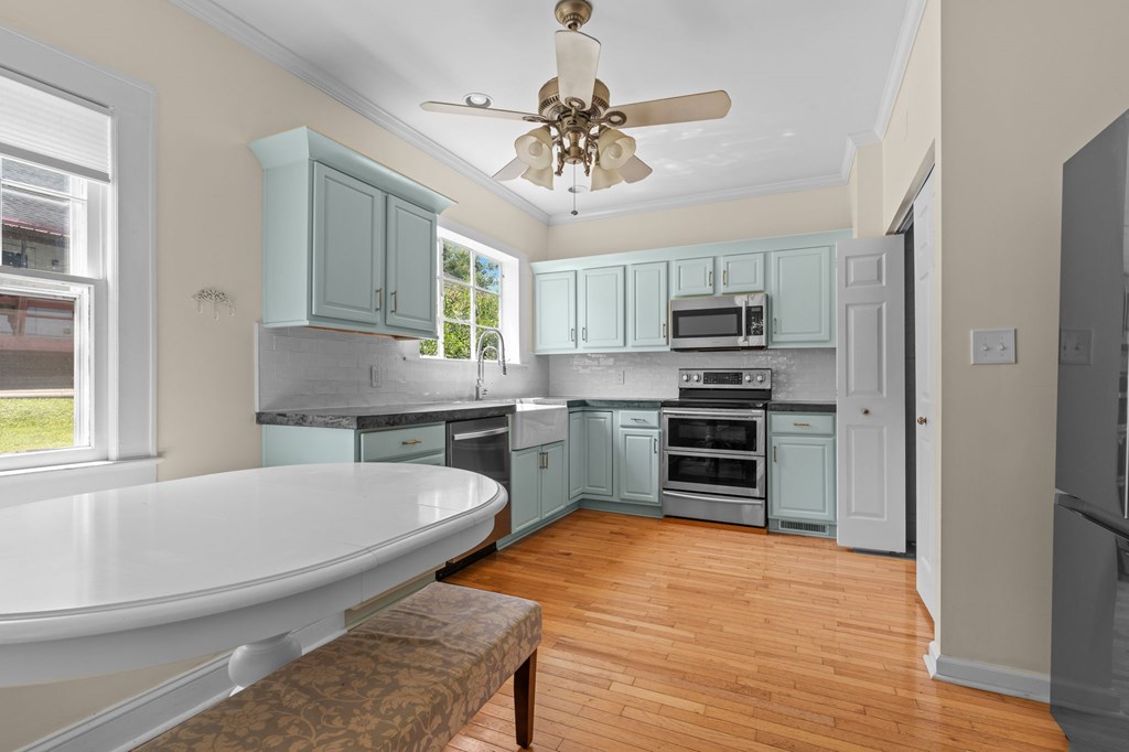 46 Dillard Street Murphy, NC 28906 - Photo 21 of 51