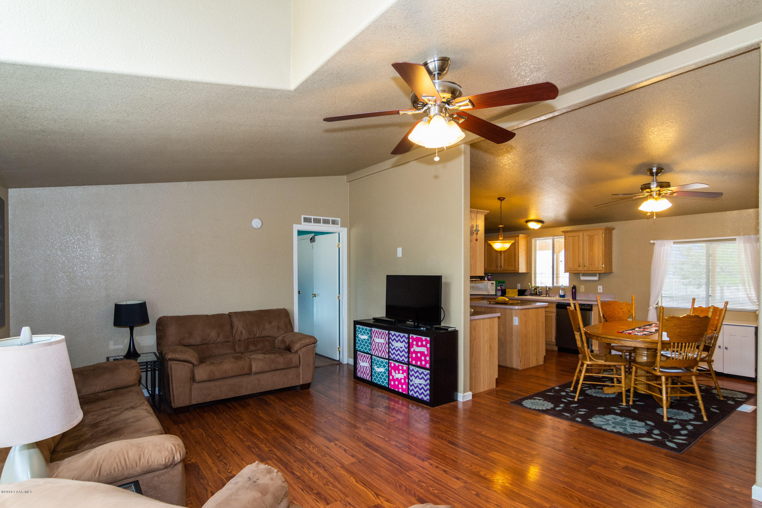 2175 Jean Road Chino Valley, AZ 86323 - Photo 4 of 24 Living Room