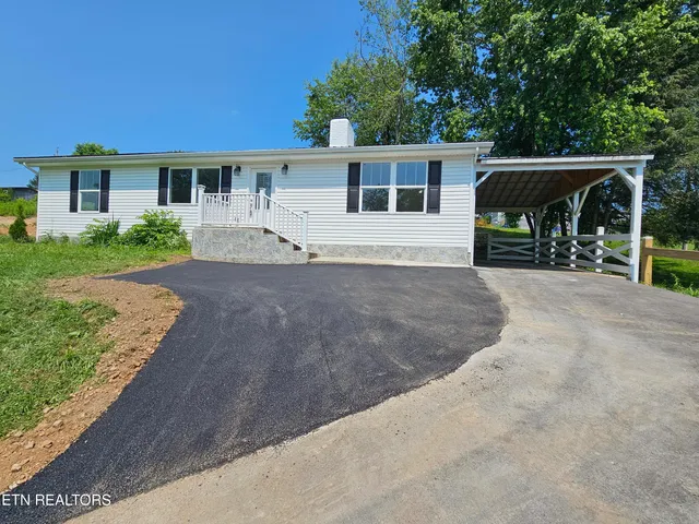 $243,000 | 330 Wilson Hurst Street, Tazewell, TN 37879