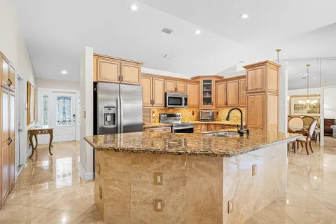 $689,900 | 4991 Northwest 47th Avenue, Coconut Creek, FL 33073