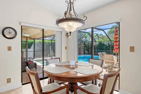 $689,900 | 4991 Northwest 47th Avenue, Coconut Creek, FL 33073