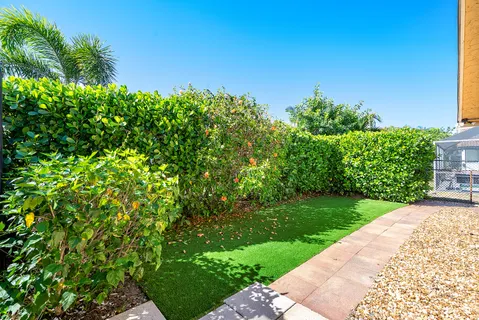 $689,900 | 4991 Northwest 47th Avenue, Coconut Creek, FL 33073