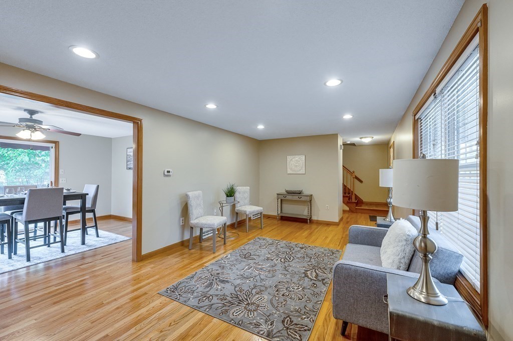 24 Chilson Street Springfield, MA 01118 - Photo 5 of 38