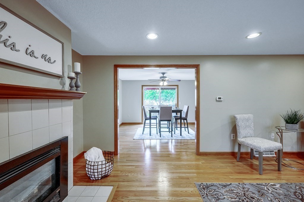 24 Chilson Street Springfield, MA 01118 - Photo 8 of 38
