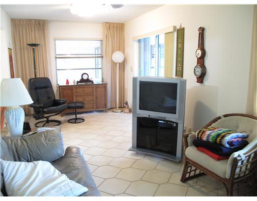 6110 Lasalle Road Delray Beach, FL 33484 - Photo 12 of 25 Additional Photo