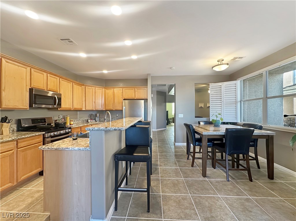 1004 Crescent Falls Street Henderson, NV 89011 - Photo 7 of 40