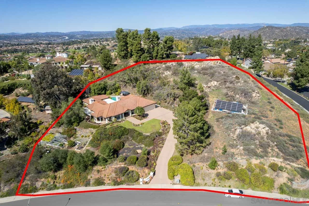 13012 Solera Way Poway, CA 92064 - Photo 5 of 45