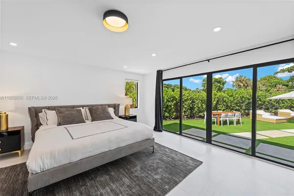 $3,499,000 | 995 Northeast 107th Street, Miami, FL 33161