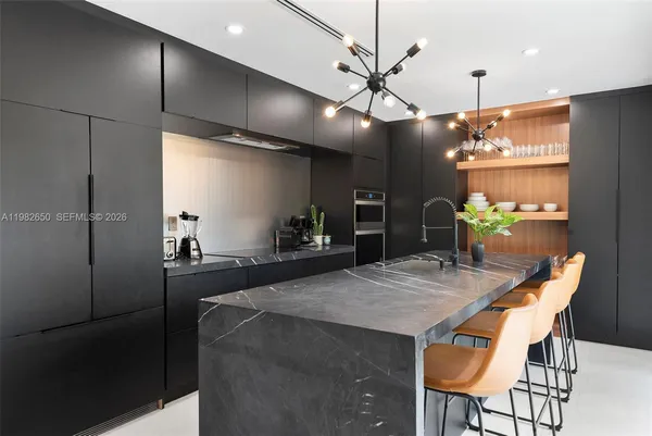 $3,499,000 | 995 Northeast 107th Street, Miami, FL 33161