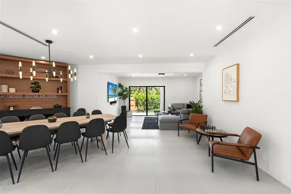 $3,499,000 | 995 Northeast 107th Street, Miami, FL 33161