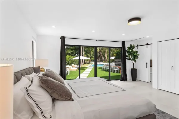 $3,499,000 | 995 Northeast 107th Street, Miami, FL 33161