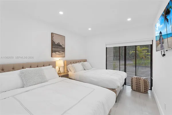 $3,499,000 | 995 Northeast 107th Street, Miami, FL 33161