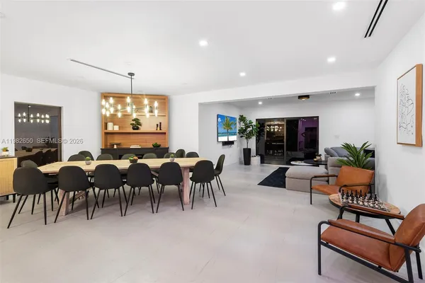 $3,499,000 | 995 Northeast 107th Street, Miami, FL 33161