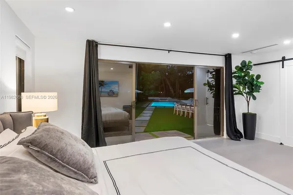 $3,499,000 | 995 Northeast 107th Street, Miami, FL 33161