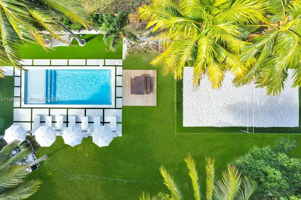 $3,499,000 | 995 Northeast 107th Street, Miami, FL 33161