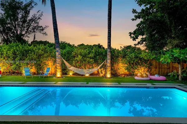 $3,499,000 | 995 Northeast 107th Street, Miami, FL 33161