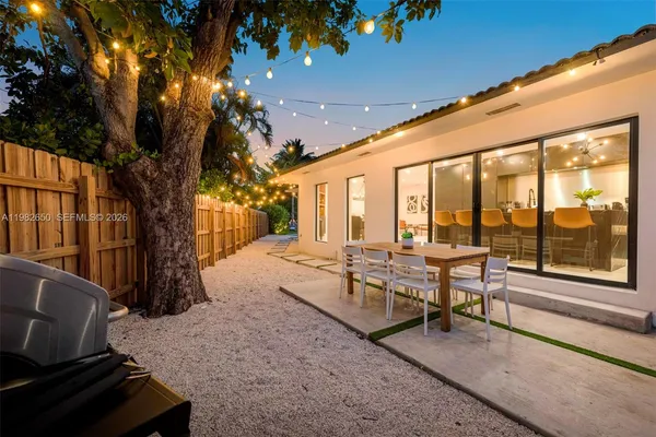 $3,499,000 | 995 Northeast 107th Street, Miami, FL 33161