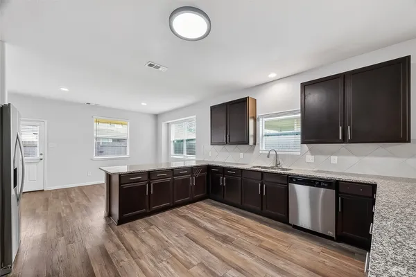 $2,300 | 25048 Adams Canyon Drive, Porter, TX 77365