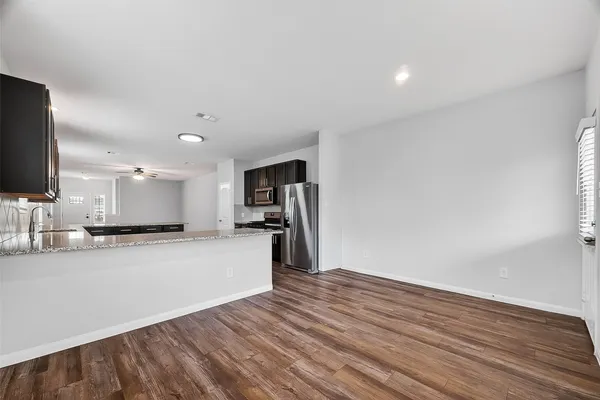 $2,300 | 25048 Adams Canyon Drive, Porter, TX 77365