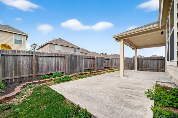 $2,300 | 25048 Adams Canyon Drive, Porter, TX 77365