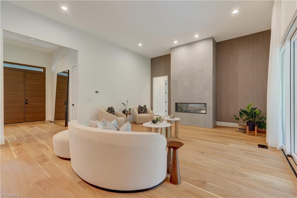 7618 Pemberley Drive Oak Ridge, NC 27310 - Photo 14 of 48