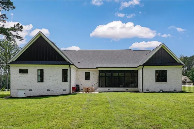 $1,225,000 | 7618 Pemberley Drive, Oak Ridge, NC 27310