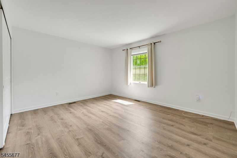 203 Alexandria Way Bernards, NJ 07920 - Photo 15 of 37 Gallery Image 15