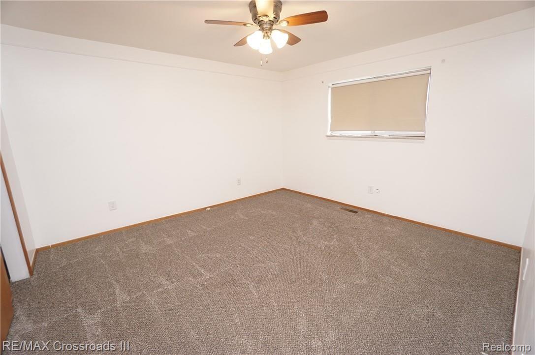 7100 Sheldon Road Belleville, MI 48111 - Photo 12 of 24 DSC09617.JPG