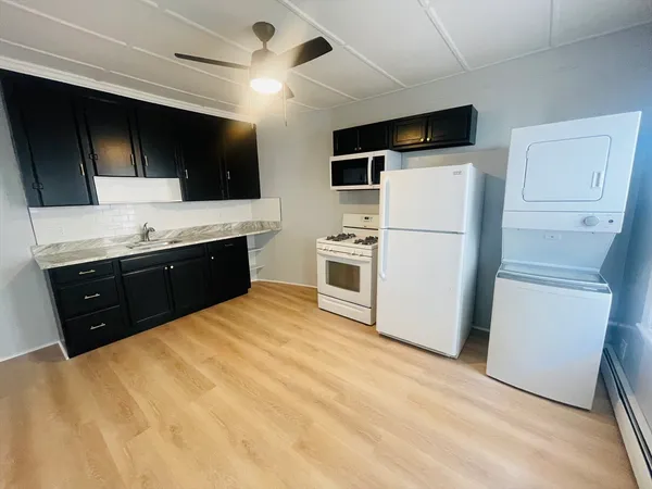 $1,650 | 81 Richards Avenue, Unit 3, North Attleboro, MA 02760