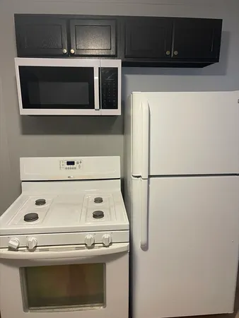$1,650 | 81 Richards Avenue, Unit 3, North Attleboro, MA 02760