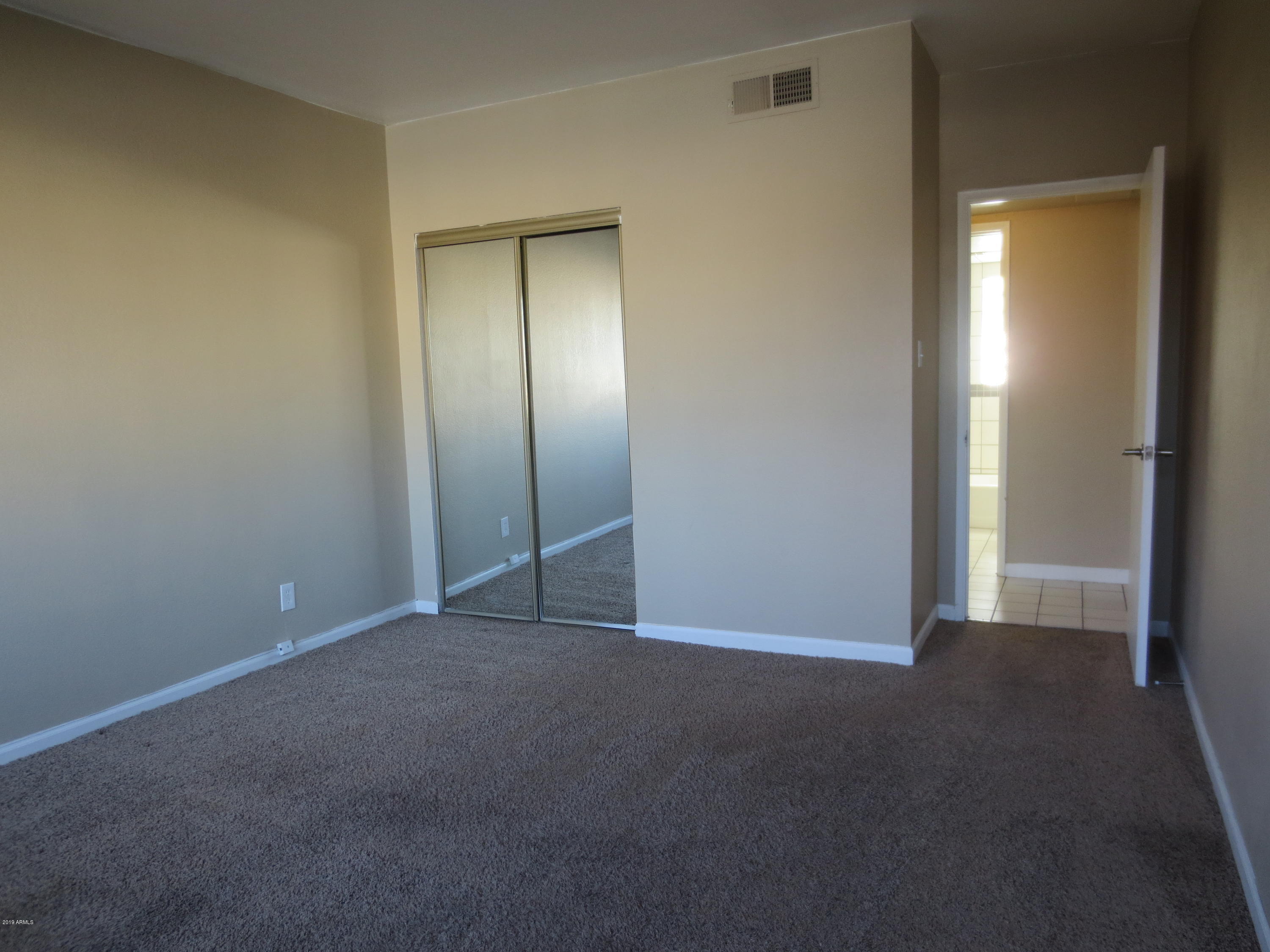 349 East Thomas Road, Unit E307 Phoenix, AZ 85012 - Photo 13 of 20 IMG_0098