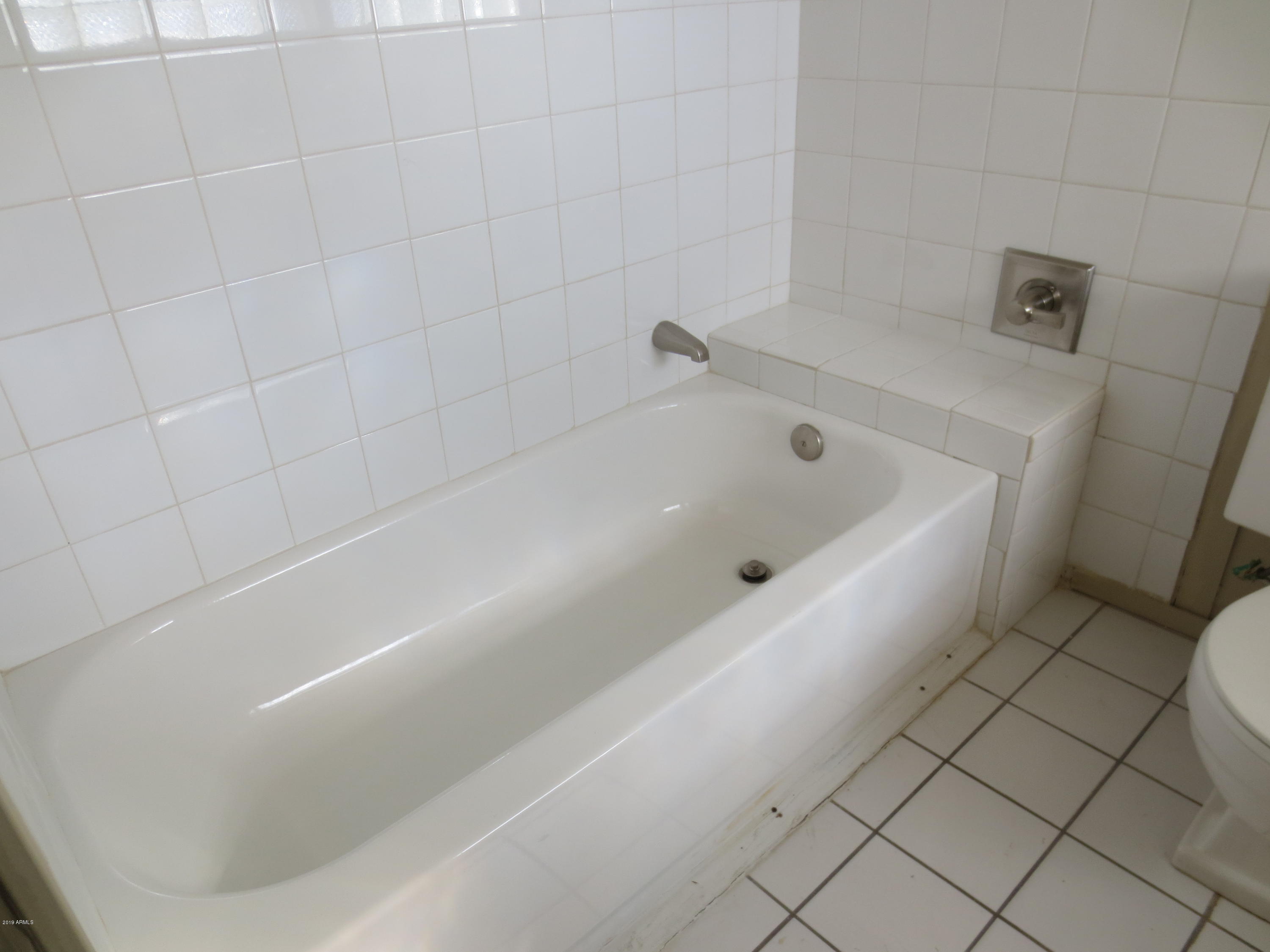 349 East Thomas Road, Unit E307 Phoenix, AZ 85012 - Photo 19 of 20 IMG_0104