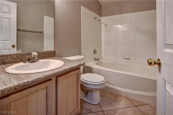 $1,640 | 3676 Renovah Street, Unit 203, Las Vegas, NV 89129