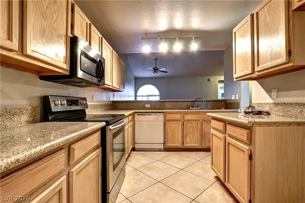 $1,640 | 3676 Renovah Street, Unit 203, Las Vegas, NV 89129