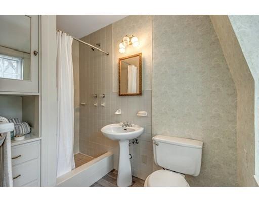 90 Brantwood Road Arlington, MA 02476 - Photo 18 of 29 Gallery Image 18