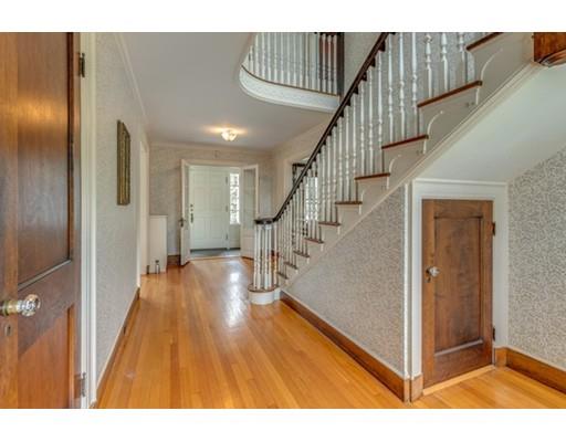 90 Brantwood Road Arlington, MA 02476 - Photo 3 of 29 Gallery Image 3