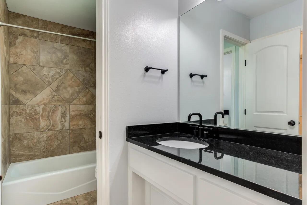 6113 74th Street Lubbock, TX 79424 - Photo 43 of 53 d780a7088c206be5f65194cef63e5fc3l-m27908