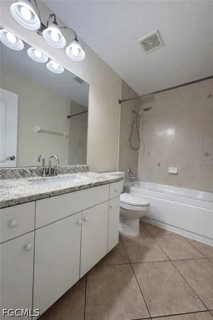 $1,595 | 2310 Northeast 8th Place, Cape Coral, FL 33909