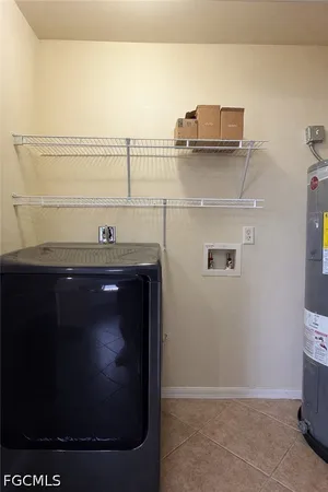 $1,595 | 2310 Northeast 8th Place, Cape Coral, FL 33909