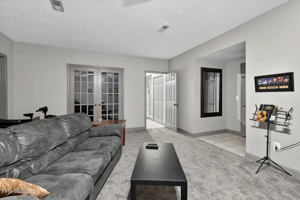 $420,000 | 300 Poplar Grove Road, Kingsport, TN 37664