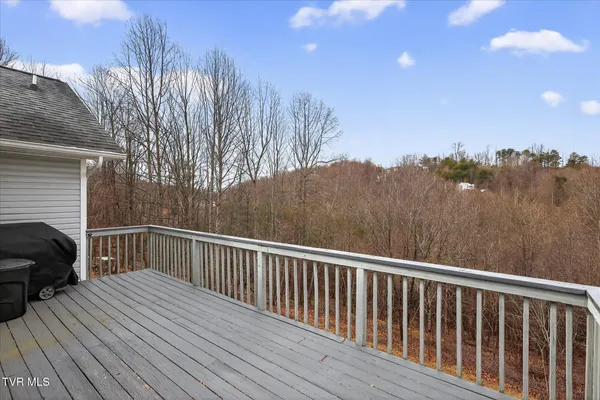 $420,000 | 300 Poplar Grove Road, Kingsport, TN 37664