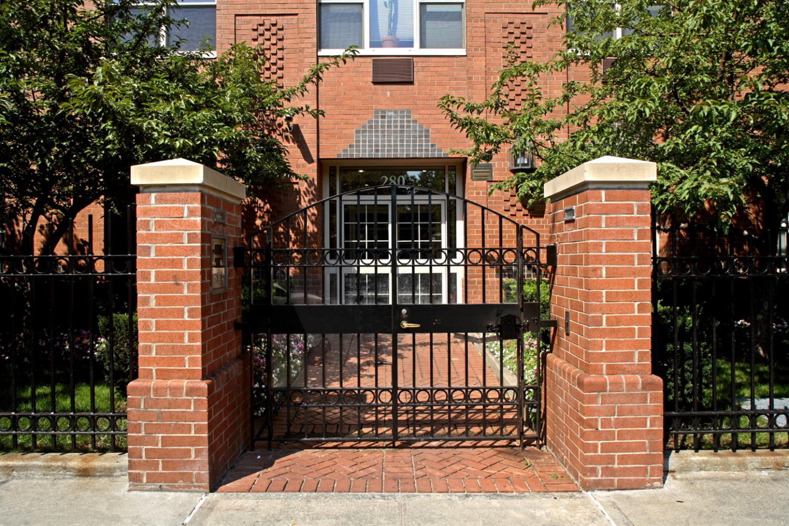 280 East 2nd Street, Unit 710 Manhattan, NY 10009 - Photo 10 of 15