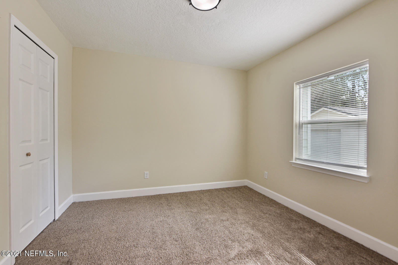 250 Ravine Street Jacksonville, FL 32206 - Photo 18 of 26 017_1600x1067_mls_1600x1067