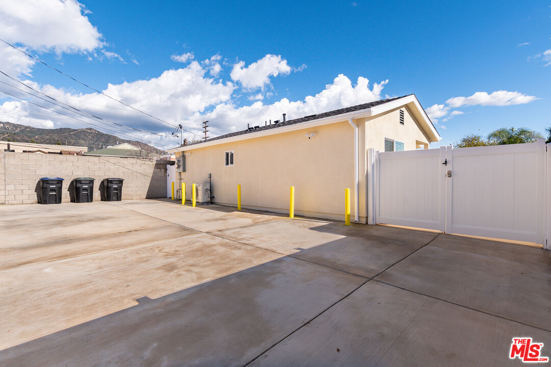 1049 Sonora Avenue, Unit A Glendale, CA 91201 - Photo 13 of 13 a view of a house with a snow