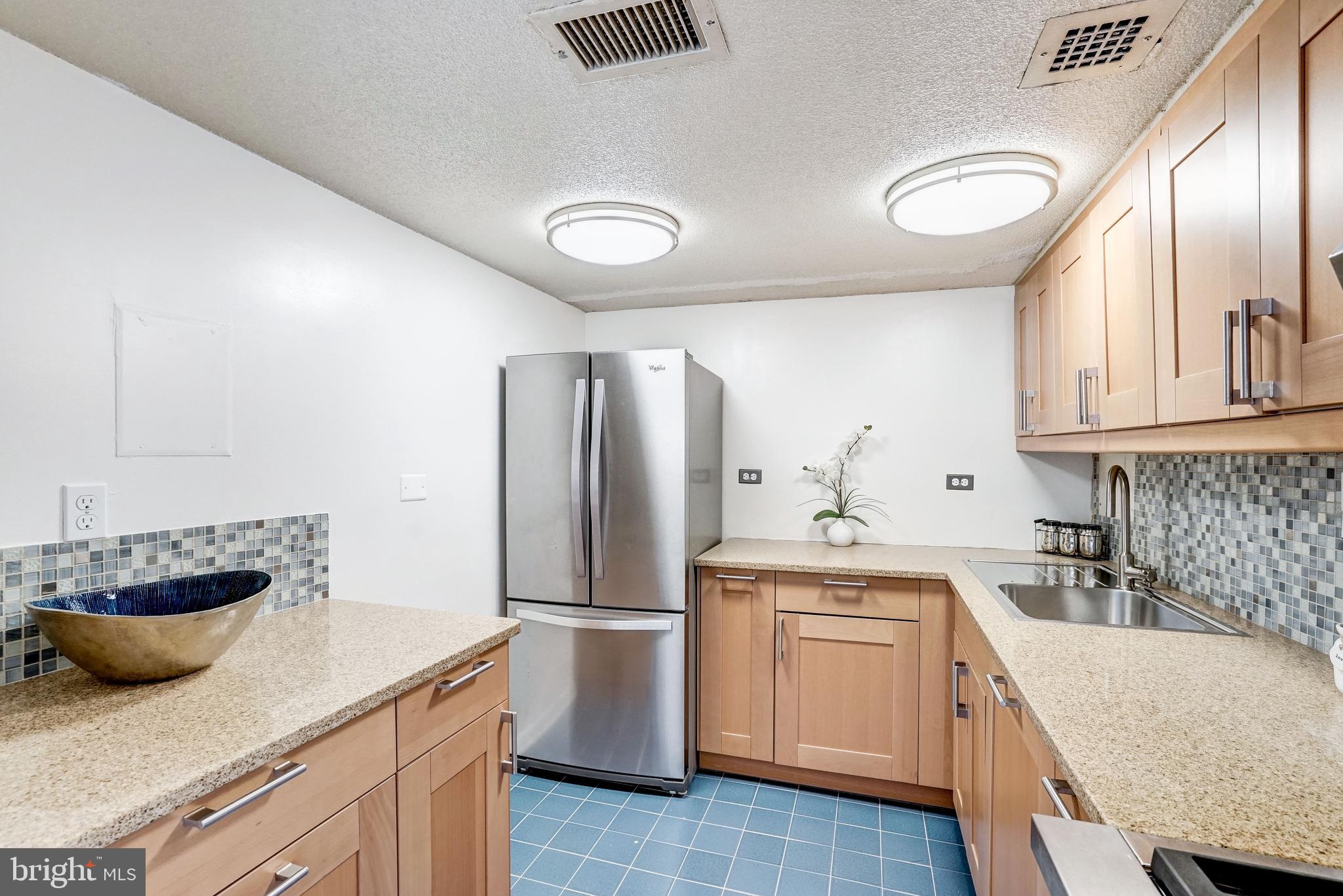 700 7th Street Southwest, Unit 806 Washington, DC 20024 - Photo 12 of 34