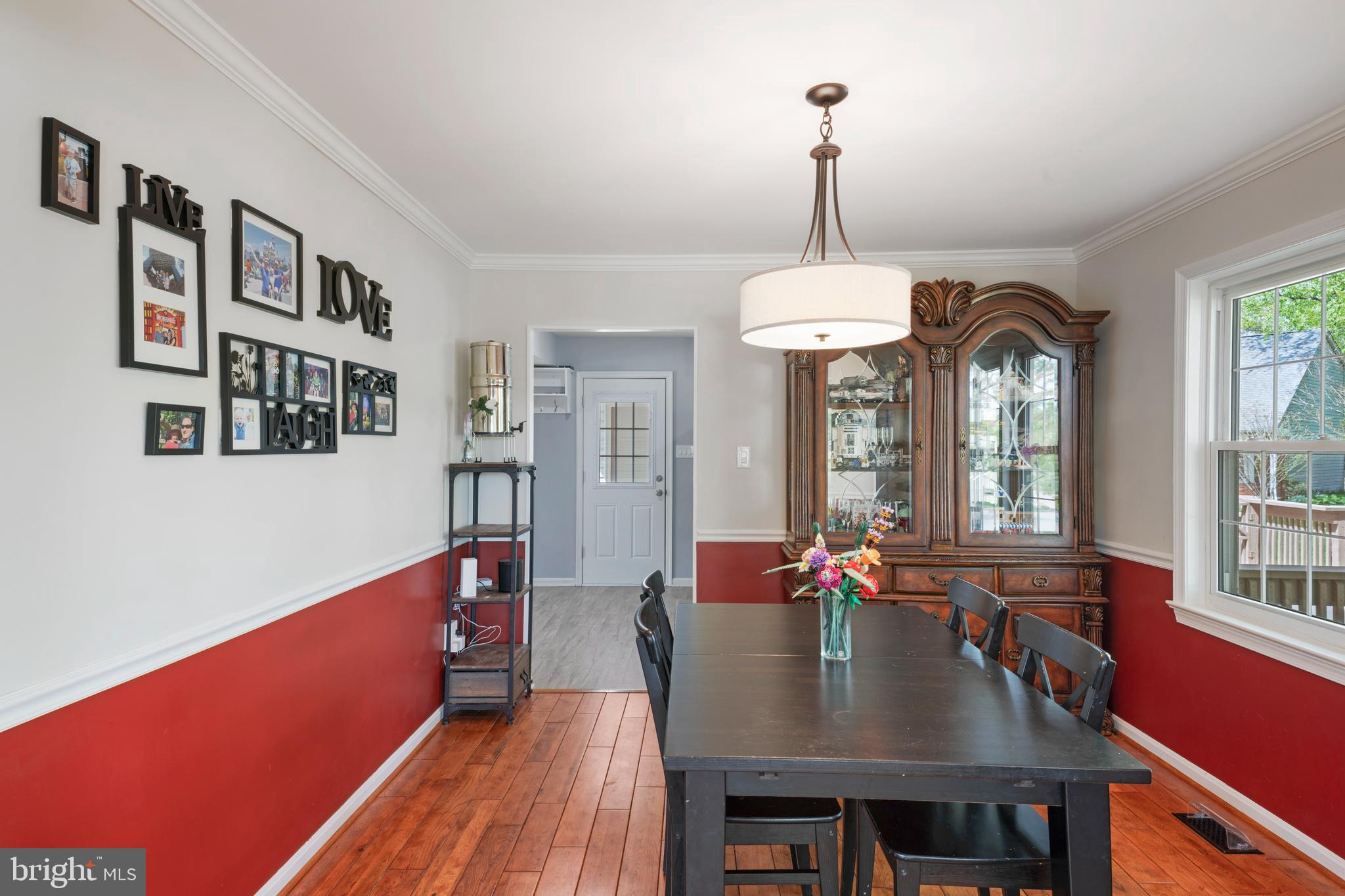 4327 Cub Run Road Chantilly, VA 20151 - Photo 9 of 38