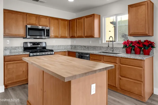 $469,900 | 9020 Red Baron Boulevard, Reno, NV 89506